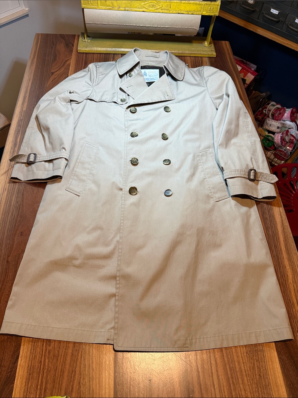 London Fog Men’s Double-Breasted Trench Coat in Beige Removable Lining 42 Reg